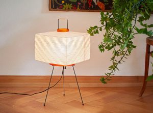 How to Choose the Right akari Lamp for Your Business