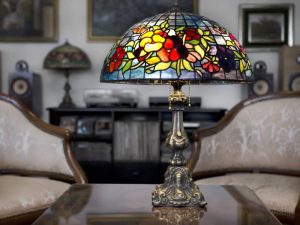 How to Identify Antique Lamps