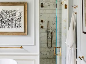 Shimmering Heat: The Allure of Melted Gold