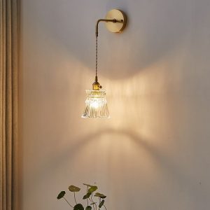 The Timeless Beauty of Serge Mouille Wall Lamp