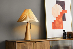 Nordic Birch Wood Table Lamp: Cozy Study Room Lighting